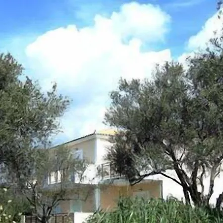 Barbara & 2* Svoronata