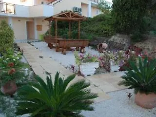 Barbara & Свороната